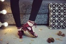 Vintage Lace Up Pumps