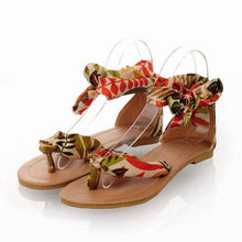 Flower Hippie Feet -  Free People - Bohochic - Music Festival