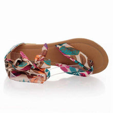 Flower Hippie Feet -  Free People - Bohochic - Music Festival