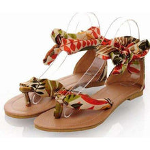 Flower Hippie Feet -  Free People - Bohochic - Music Festival
